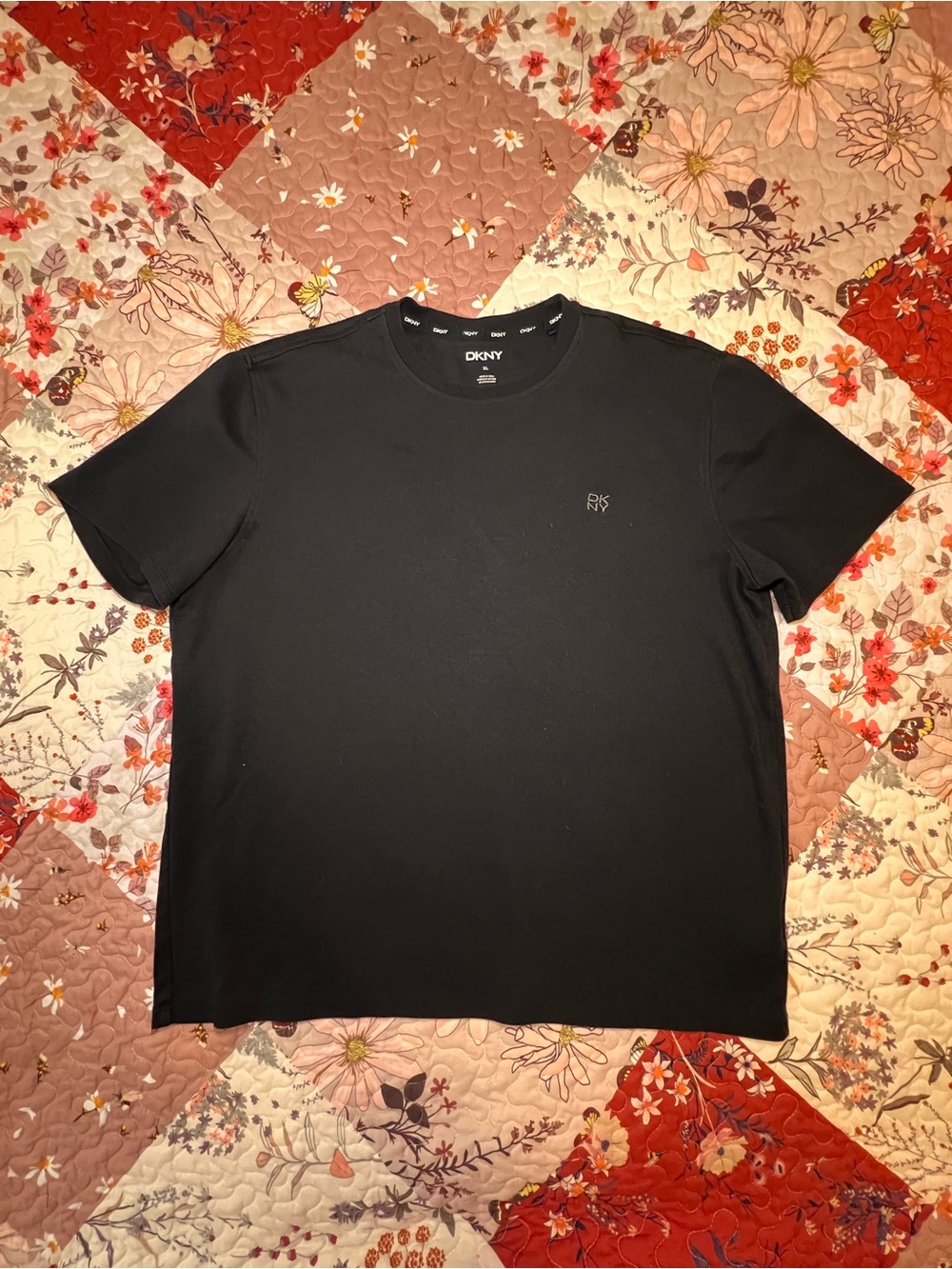 DKNY Black Short-Sleeve Crewneck Tee
